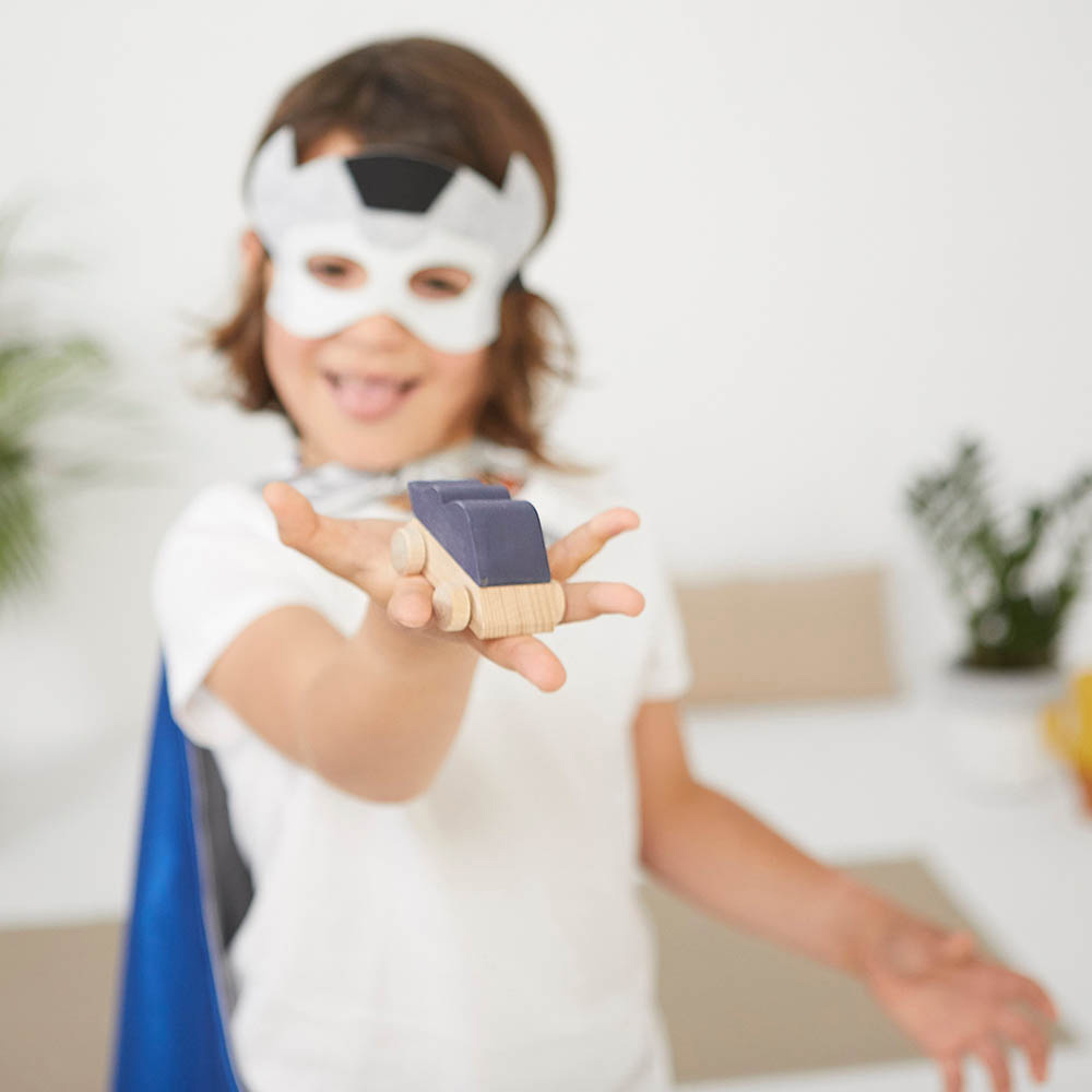 Lubulona - Wooden Supercar: Thunder