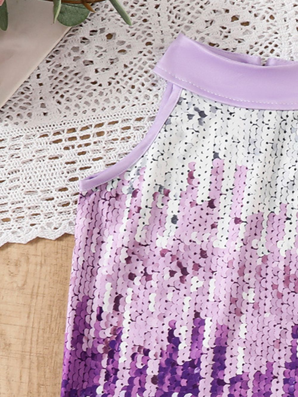 شوغر راش - طقم قطعتين - بلوزة مطرزة برقبة دائرية مع تنورة للبنات - بنفسجي