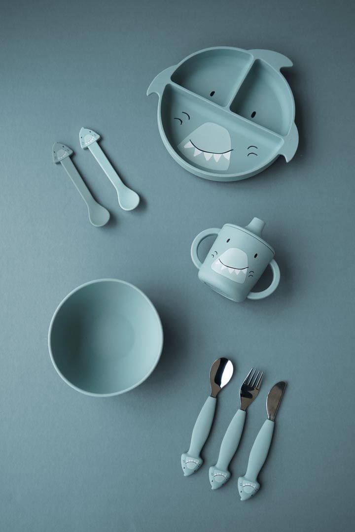 Trixie Silicone Bowl With Suction - Mr. Shark - 350 - 400 ml