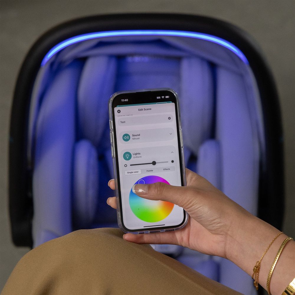 Evenflo - Shyft Intuiti+ Travel System - Dubhan Black