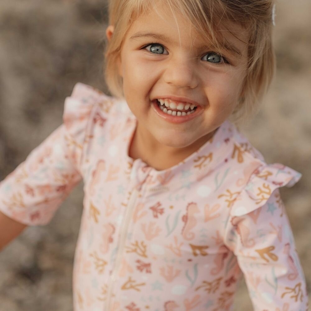 ليتل داتش - ملابس سباحة بكشكش وأكمام قصيرة - أوشن دريمز - زهري