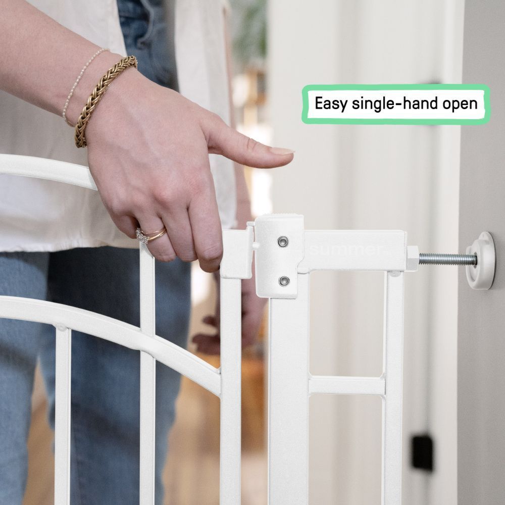 Ingenuity - The Doorway Baby Safety Gate - White - 122 cm