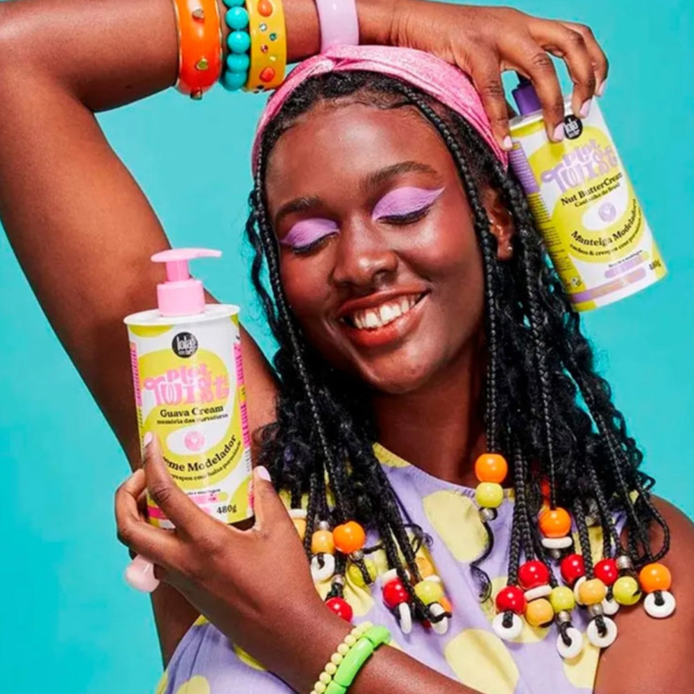 Lola from Rio - Plot Twist Guava Curl Styling Cream - 480 g
