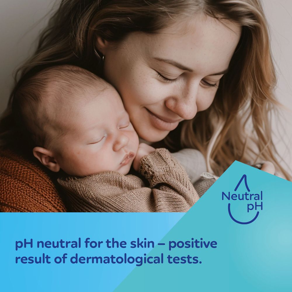 فوفا - زجاجة رضاعة قياسية ضيقة العنق للأطفال مع مقابض - متعددة الألوان - 250 مل