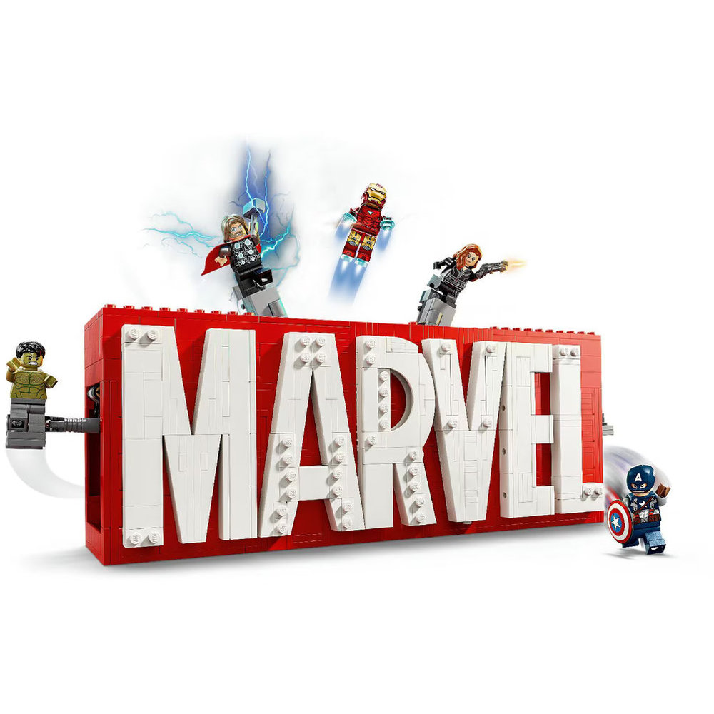 LEGO Marvel - Logo & Minifigures Building Set - 931 Pcs