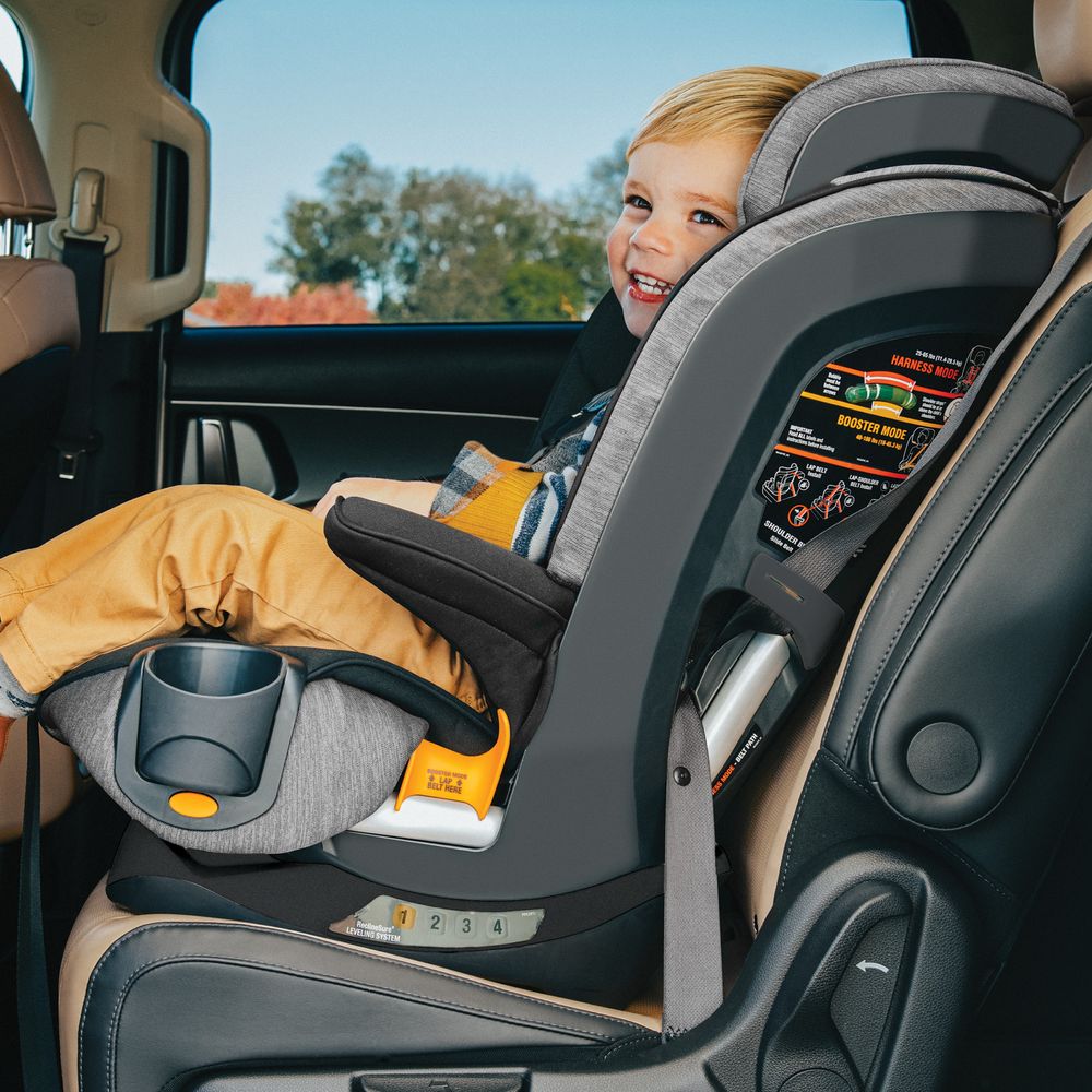 شيكو - كرسي سيارة مايفِت بحزام أمان ومعزز - حديدي