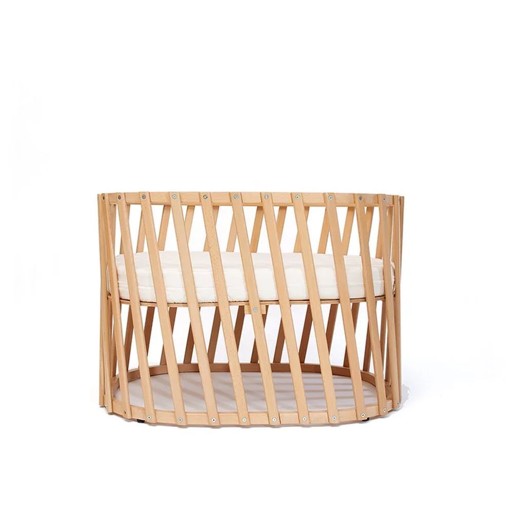 تشارلي كرين - مهد أطفال خشبي قابل للتحويل لوغو مع فرشة - طبيعي