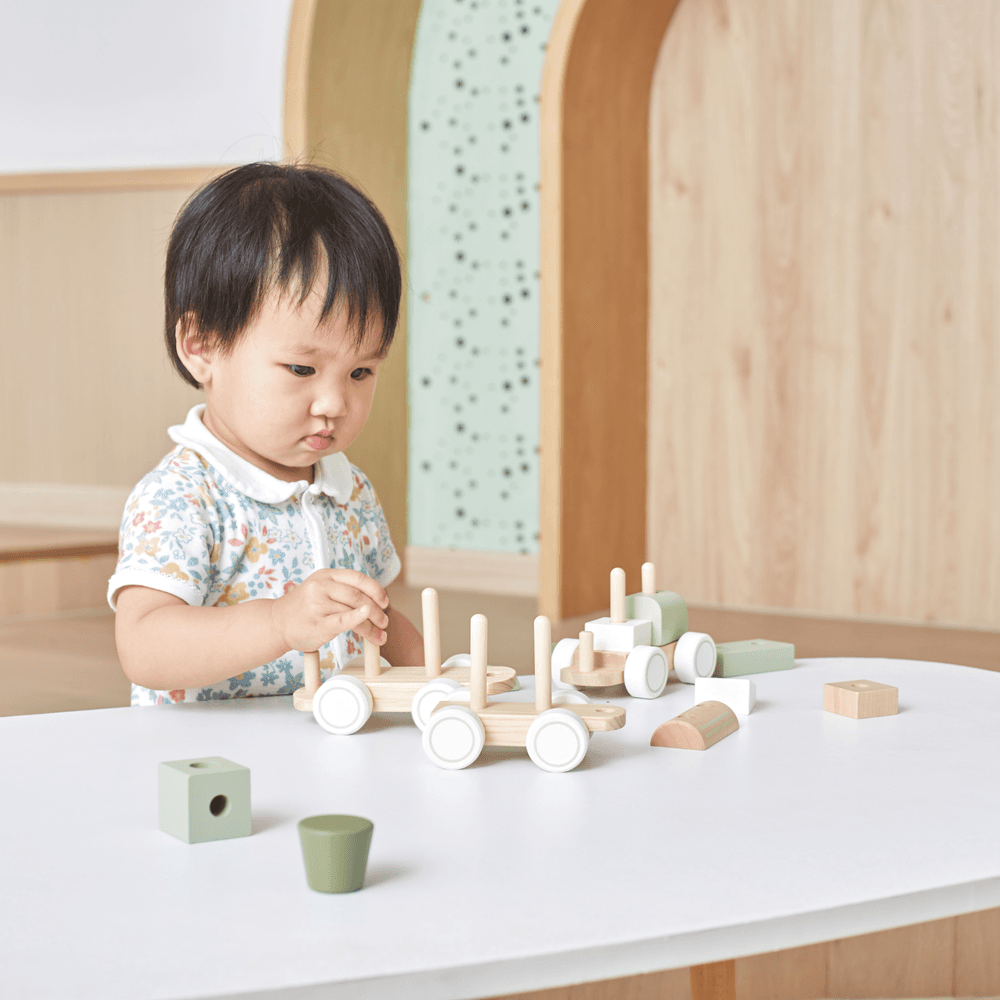 بولار بي - قطار خشبي قابل للتكديس - أخضر