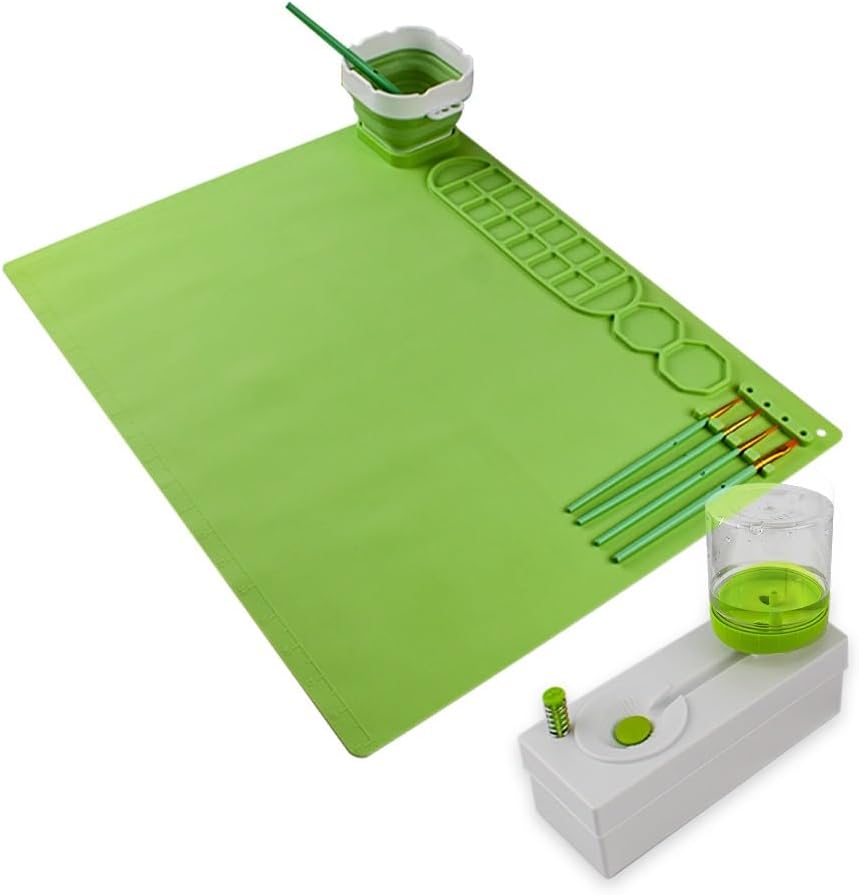 UKR - Silicone Painting Mat With Foldable Cup & Paintbrushes - Green