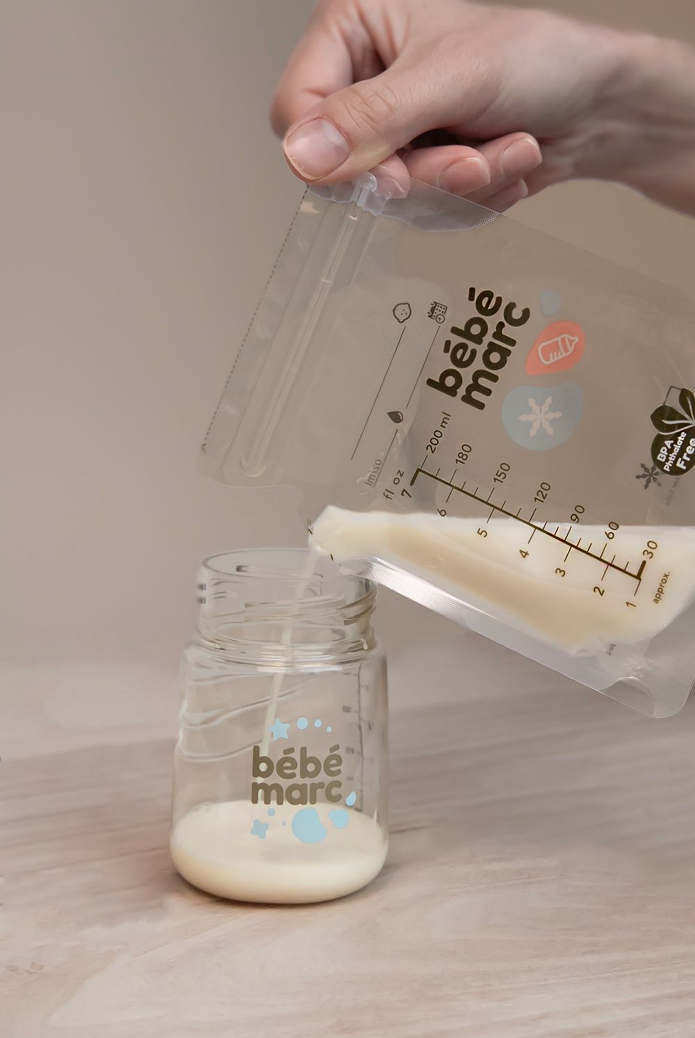 Bebe Marc - Breast Milk Storage Bag Temperature Sensing 200ml - 30 bags