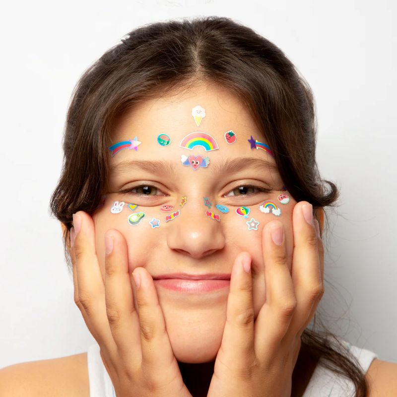 أومي - ملصقات وجه - كاواي - 85 قطعة