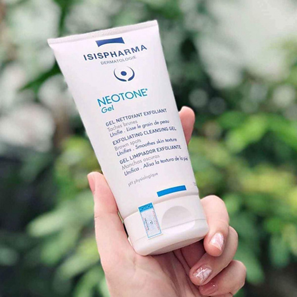 Isis Pharma - Neotone Exfoliating Cleansing Gel - 150 ml