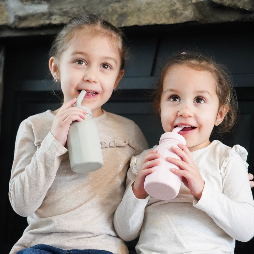 Melii - Silicone Water Bottle With Straw - Grey - 230ml