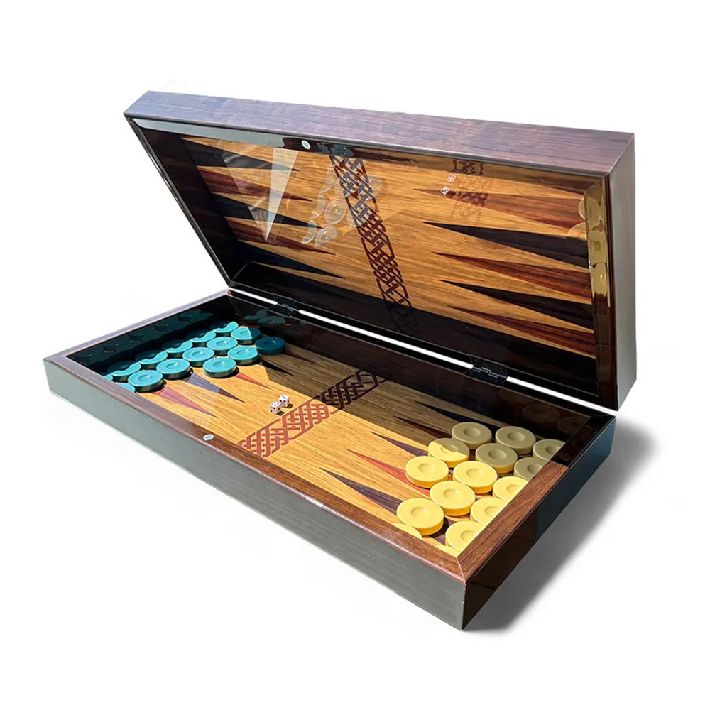 بيج ديزاين - مجموعة لعبة طاولة الزهر بلوم - 32 قطعة