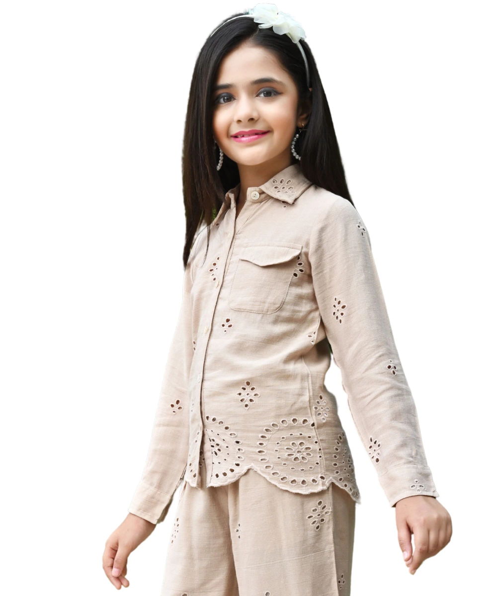 نيكسجين غيرلز - قميص بأكمام طويلة مطرز بالخيوط - بيج