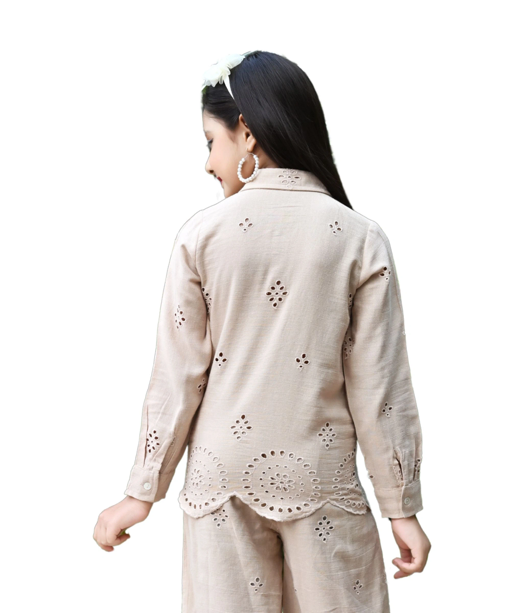 نيكسجين غيرلز - قميص بأكمام طويلة مطرز بالخيوط - بيج