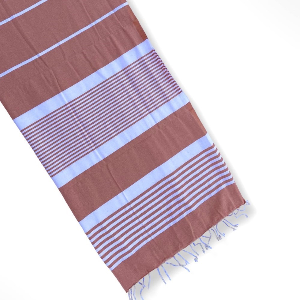 حمام كورنر - منشفة شاطئ ذا لاين - بني فاتح