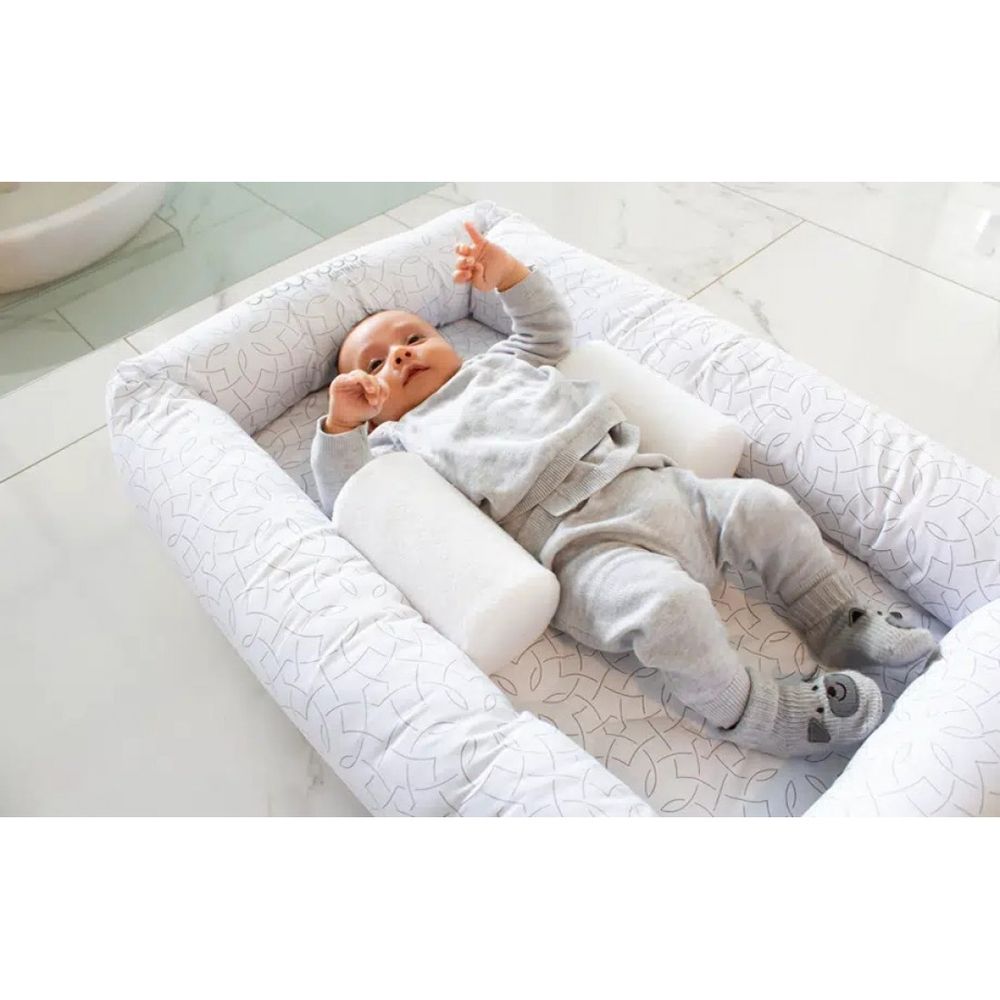 سرير أطفال محمول من بيبي هود - بريث إيز كوزي كريب - لون الهندباء