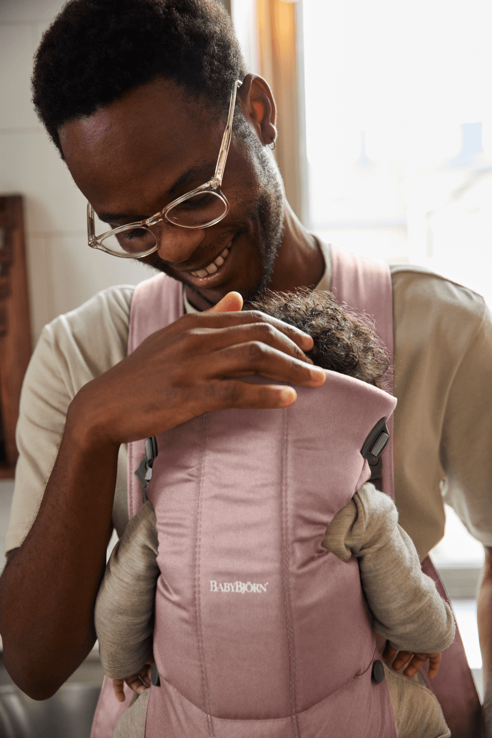 BABYBJORN - Baby Carrier Mini - Dusty Pink