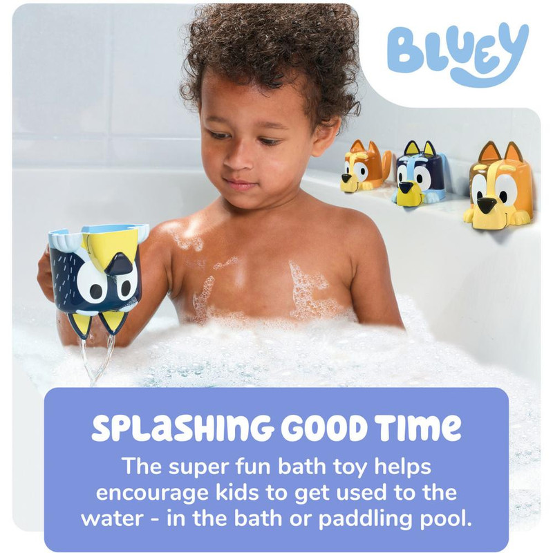 Tomy Toomies - Bluey Family Pourers Stacking Cup Bath Toy Set