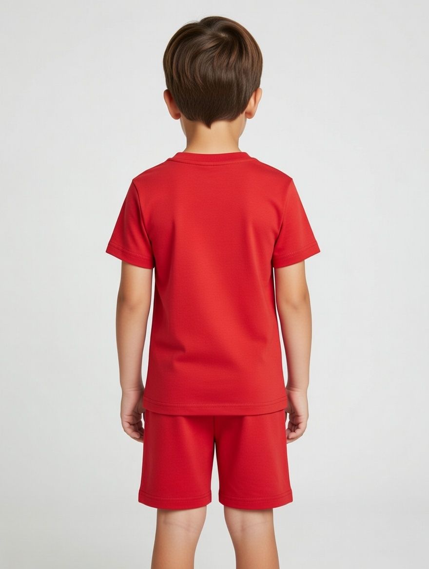 سبايدرمان - طقم من قطعتين - تي شيرت بأكمام قصيرة وشورت للأولاد - أحمر