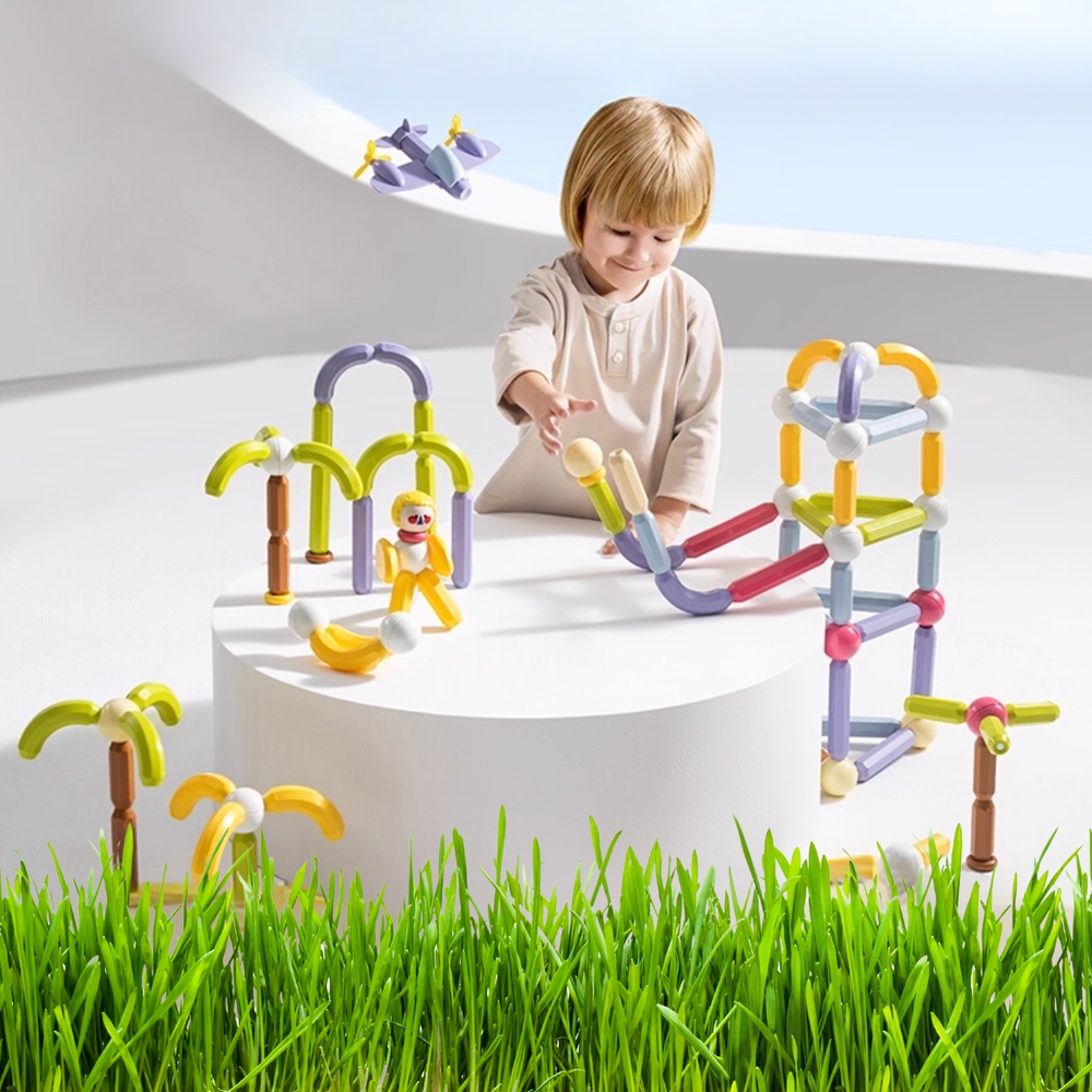 مجموعة أدوات العناية بالأطفال - مكعبات بناء مغناطيسية - أساسية بلس - 30 قطعة