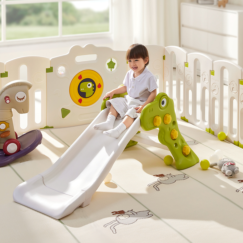 بيبي كير - زحليقة قابلة للطي - أخضر سيلين