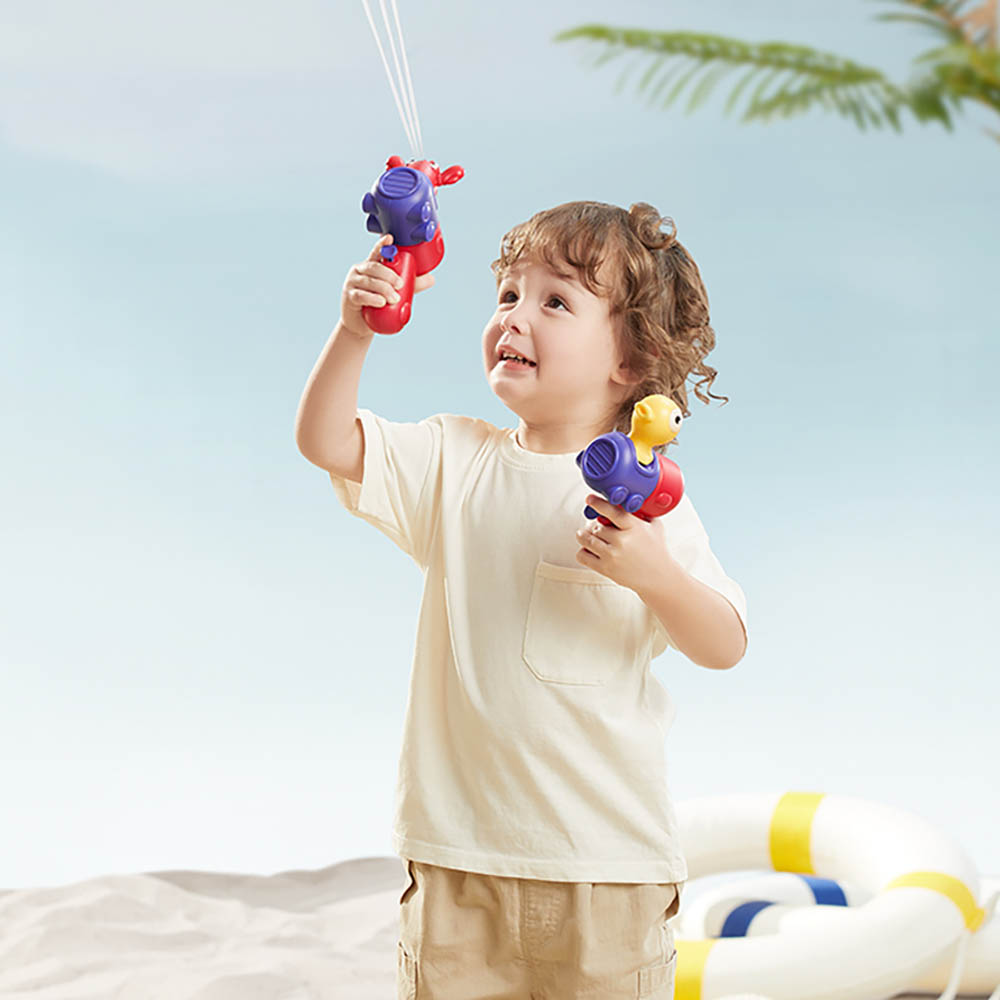 بيبي كير - مجموعة مسدس ماء وفوهتين حيوانات قابلة للاستبدال