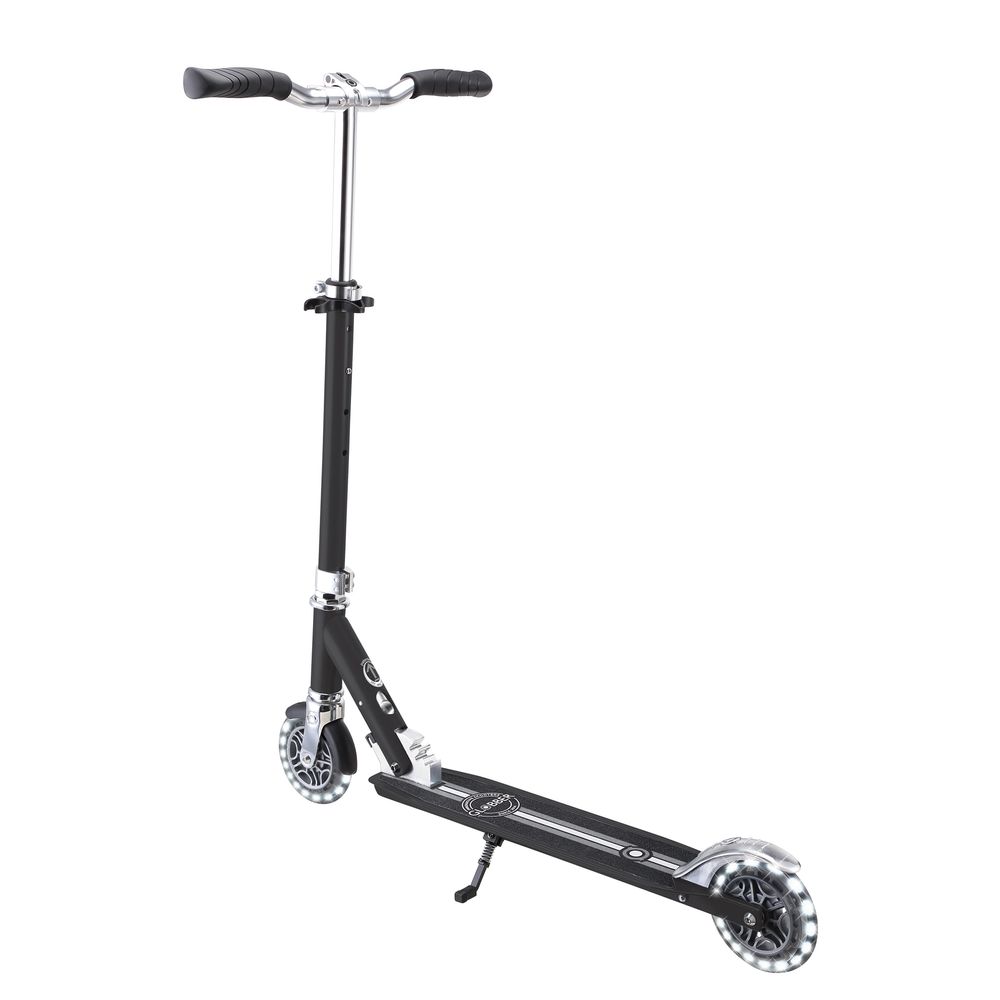 Globber - Flow Element Lights 2-Wheel Manual Scooter - Black