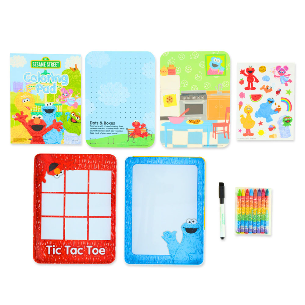 سيسمي ستريت - مجموعة أنشطة للسفر - علبة معدنية - 13 قطعة