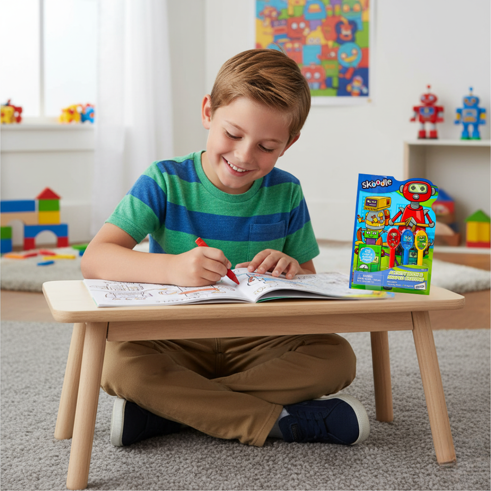 Skoodle - Activity Book & 3 Shaped Crayon Set - Robot