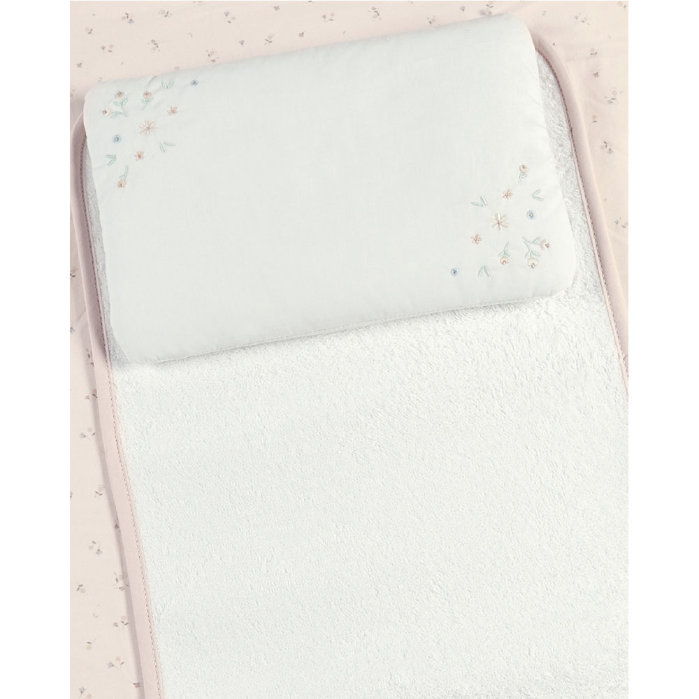 ماماز اند باباز - حصيرة غيار المواليد ويلكم تو ذا وورلد - زهري