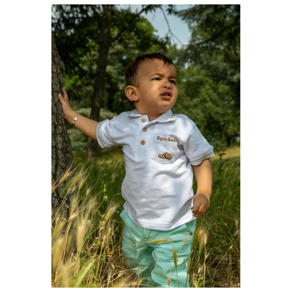 عين غين - تيشيرت بولو Good Bite للأولاد الصغار - أبيض