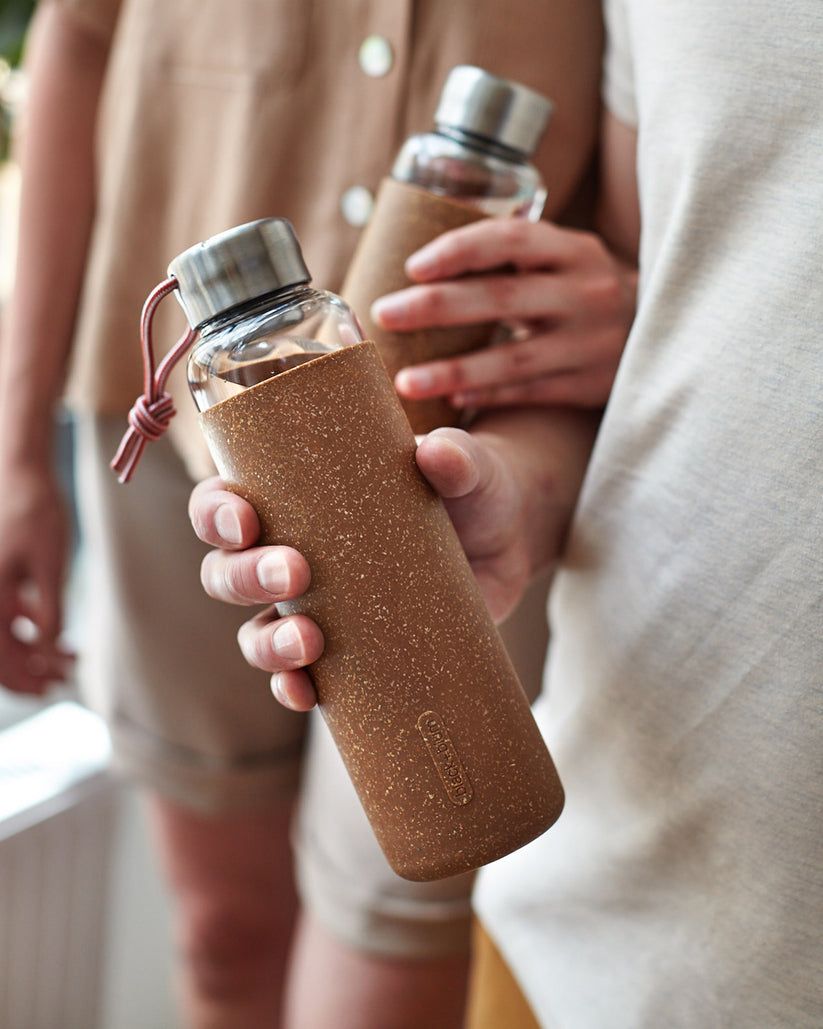 بلاك + بلوم - زمزمية مياه زجاجية - زيتوني - 600 مل