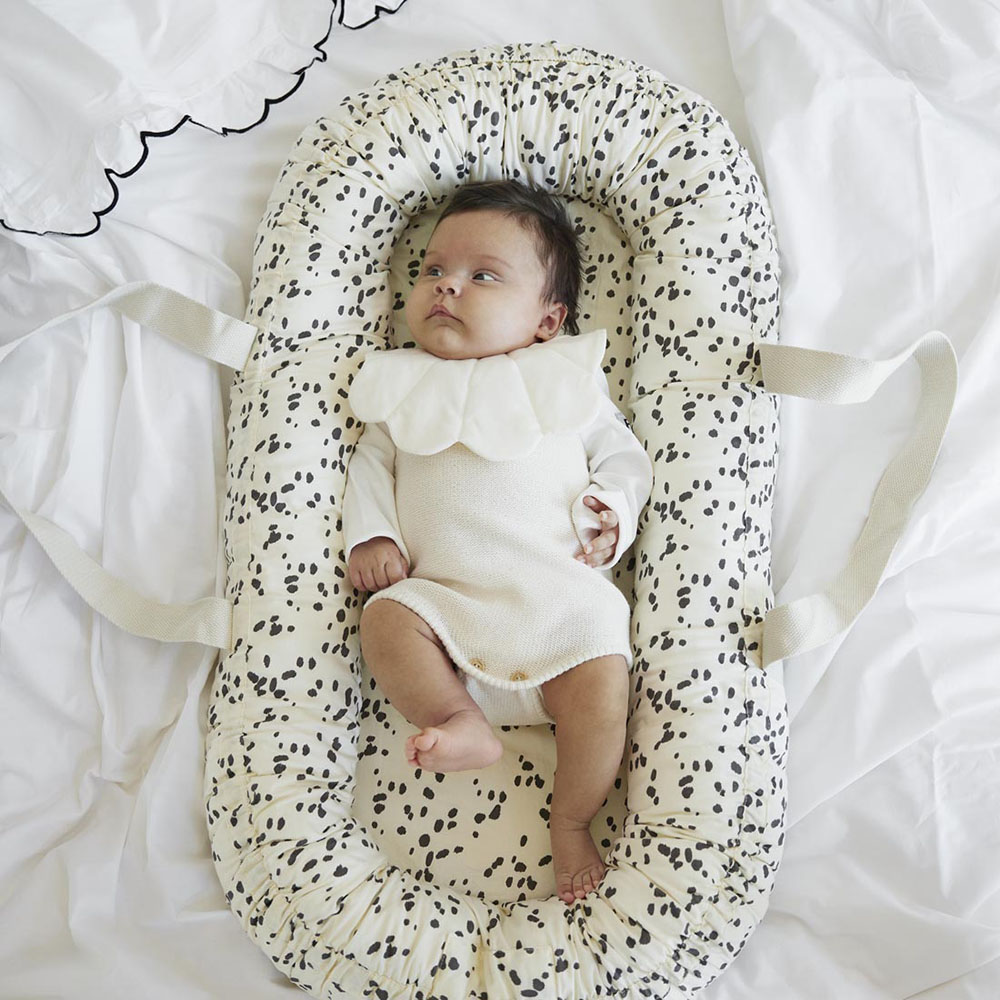 Elodie Details Baby Nest - Dalmatian Dots