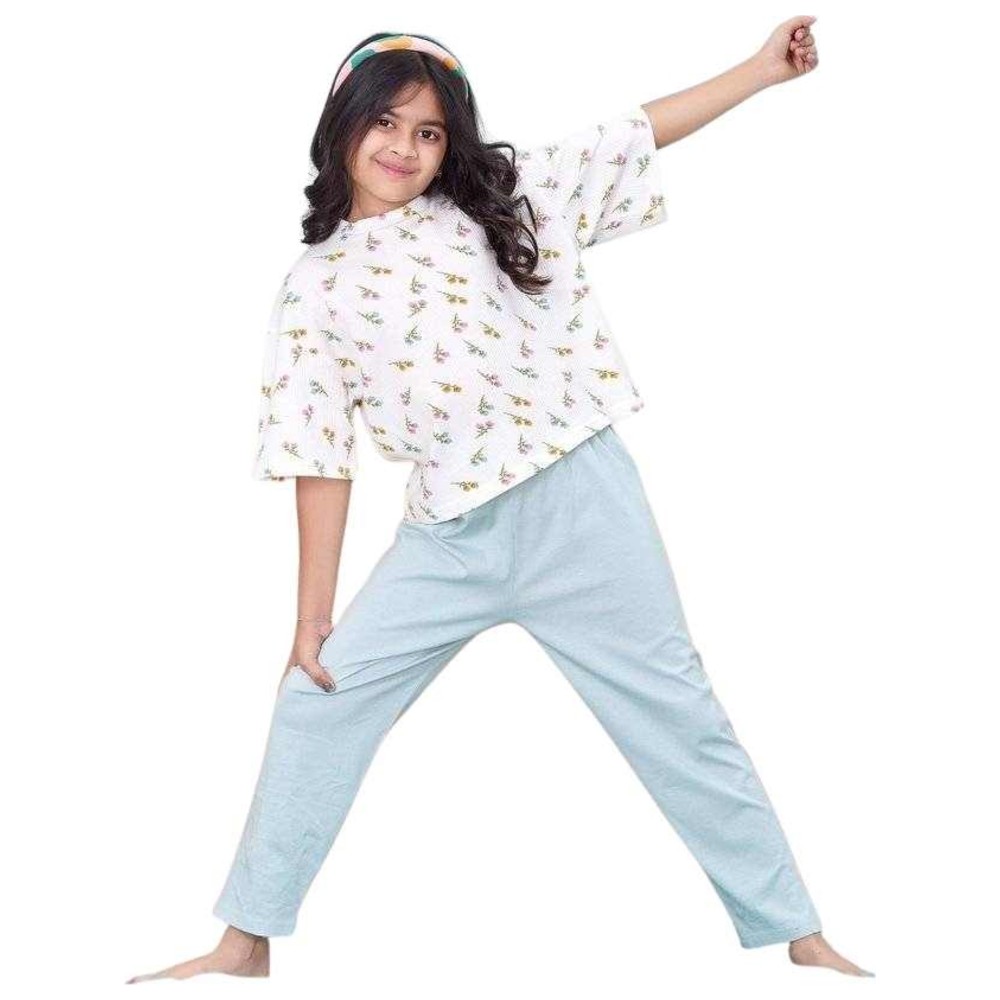 Artemea - 2pc-Set - Floral Printed Girls Premium Boxy T-Shirt And Mint Pajama Set