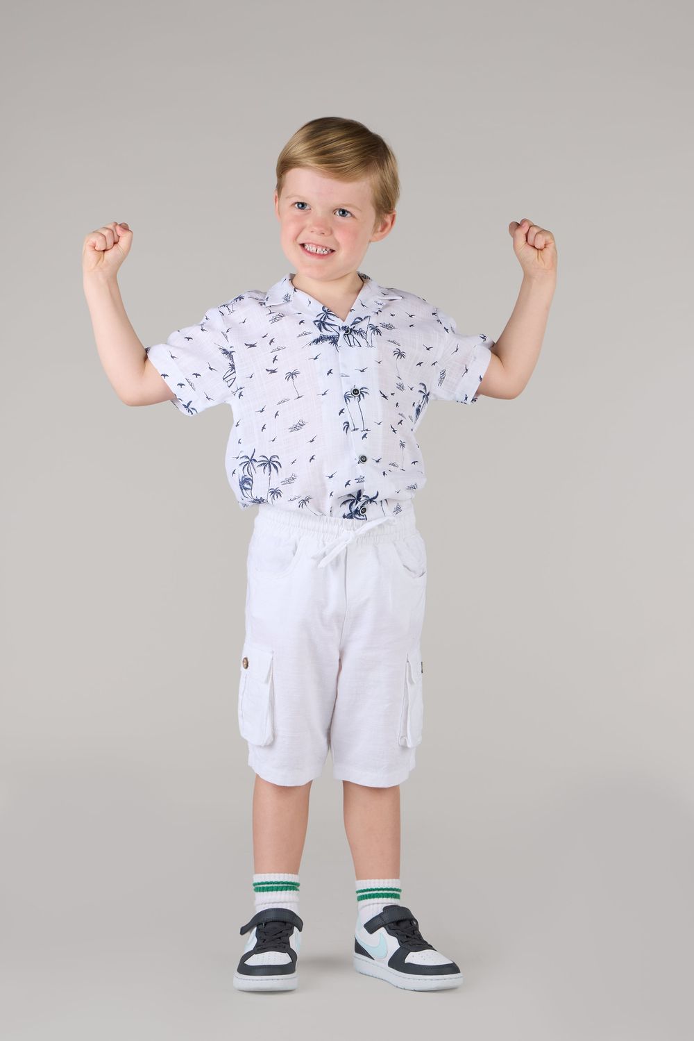 شورت كارغو قطني للأولاد من جاست ناتشر - أبيض