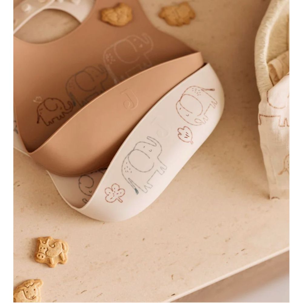 جولين - مريلة سيليكون للأطفال - حكايات الفيل - طقم من قطعتين