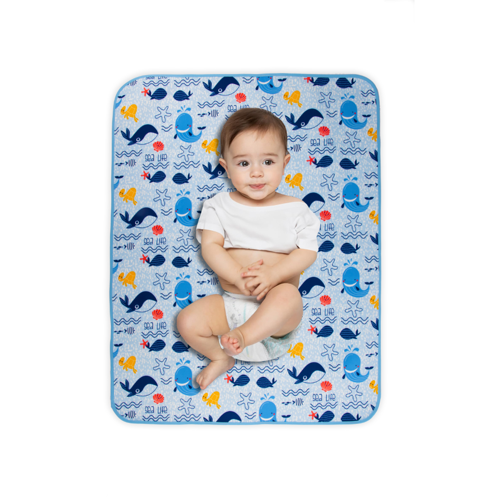 نايت أنجل - حصيرة غيار حفاضات الأطفال مقاومة للماء وقابلة للطي - لون الحوت