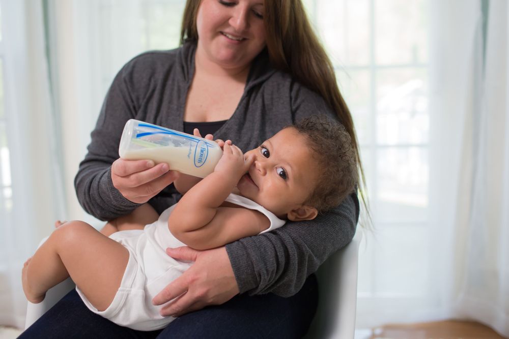 دكتور براونز - رضّاعة أطفال ضيقة مضادة للمغص + سعة 120 مل - عبوة من قطعتين