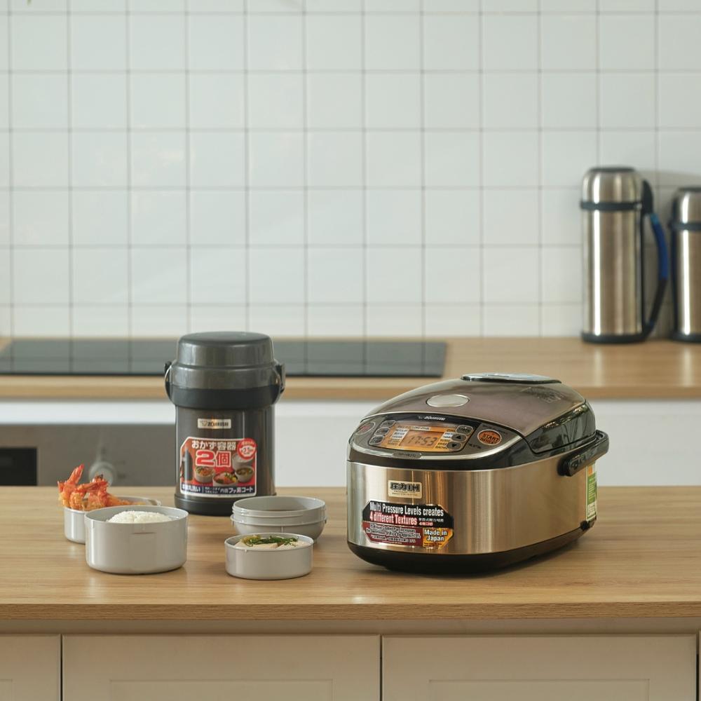 زوجيروشي - جهاز طهي وتسخين الأرز الكهربائي - ستانلس بني - 1 لتر