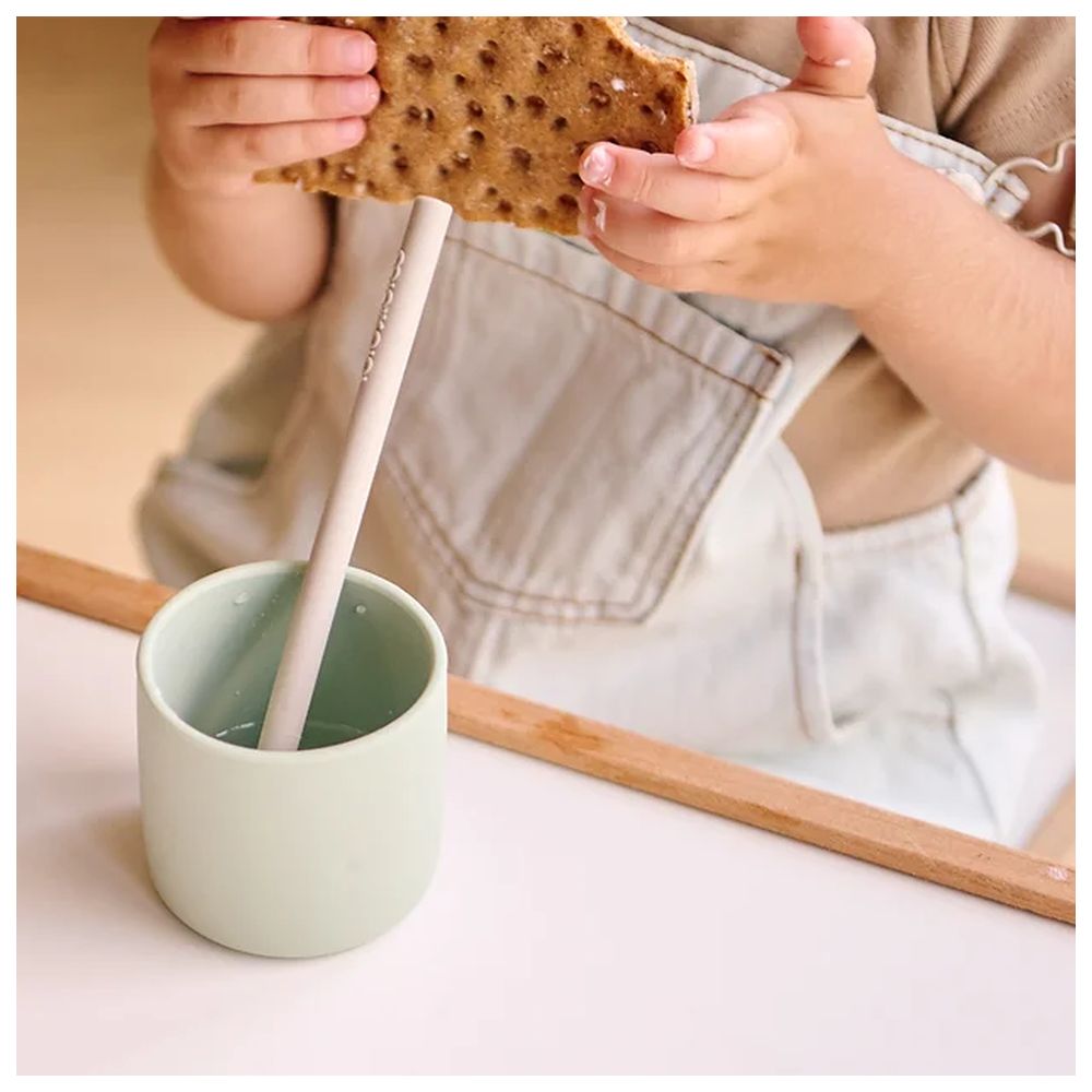 مينيكويوي - كوب صغير للأطفال - سيليكون