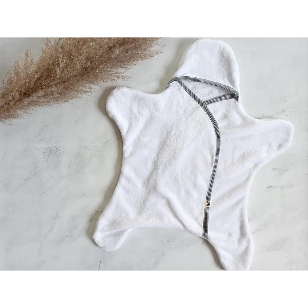 Baby Brave - Starfish Blanket - White