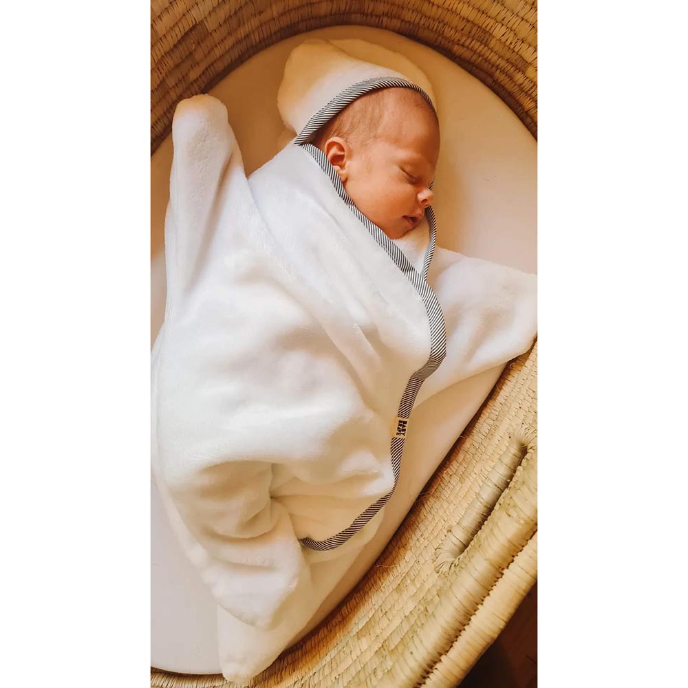 Baby Brave - Starfish Blanket - Sage