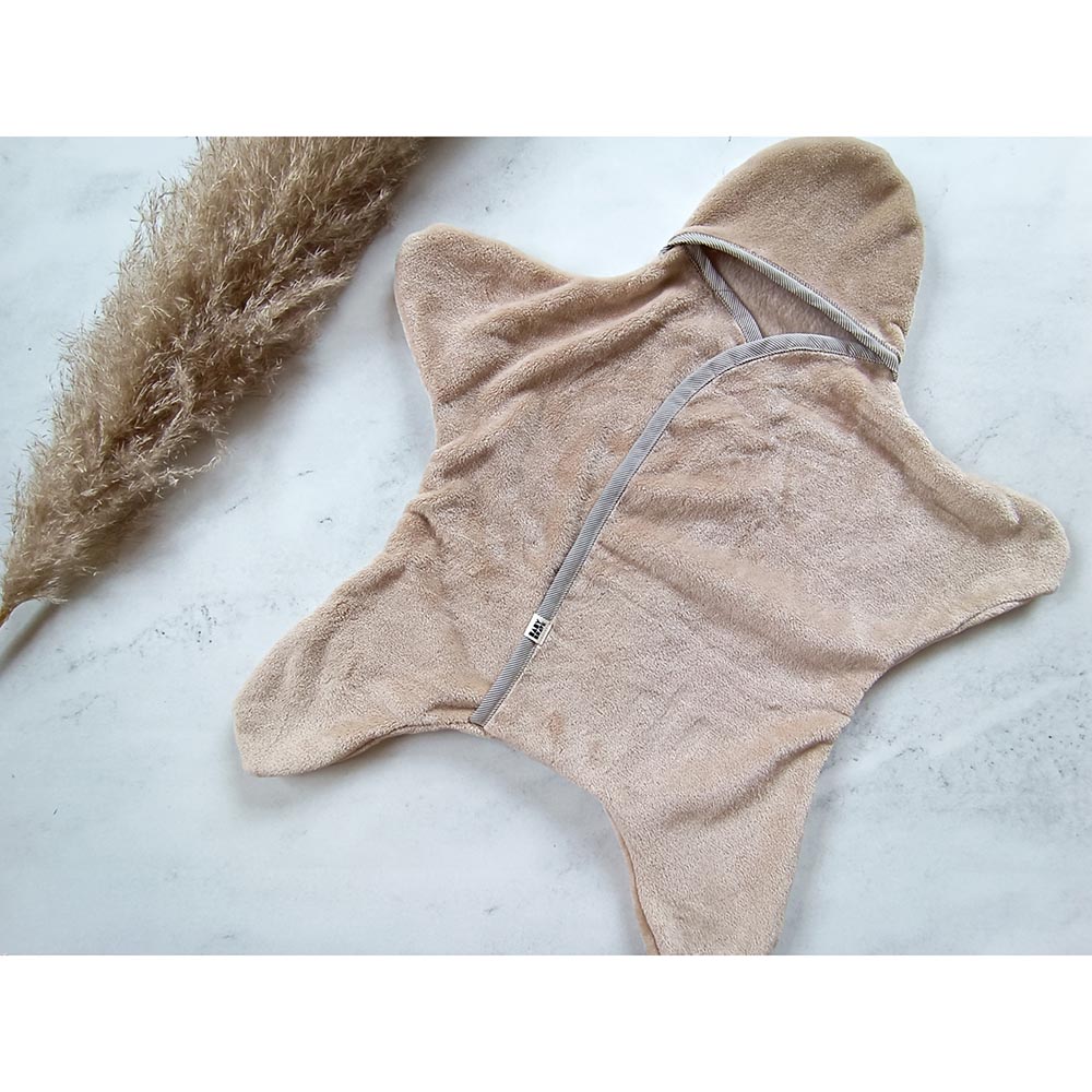 Baby Brave - Starfish Blanket - Oatmeal