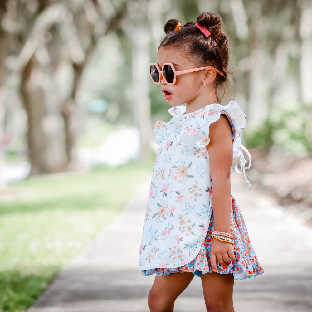 BapronBaby Feeding Bib - Pastel Floral Flutter