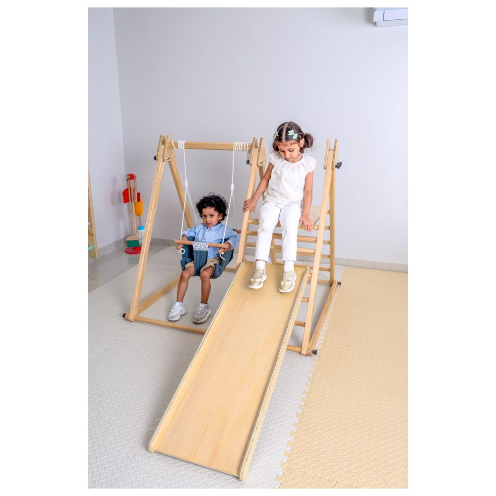 ذا بلاي روم - بيت المغامرات - طبيعي