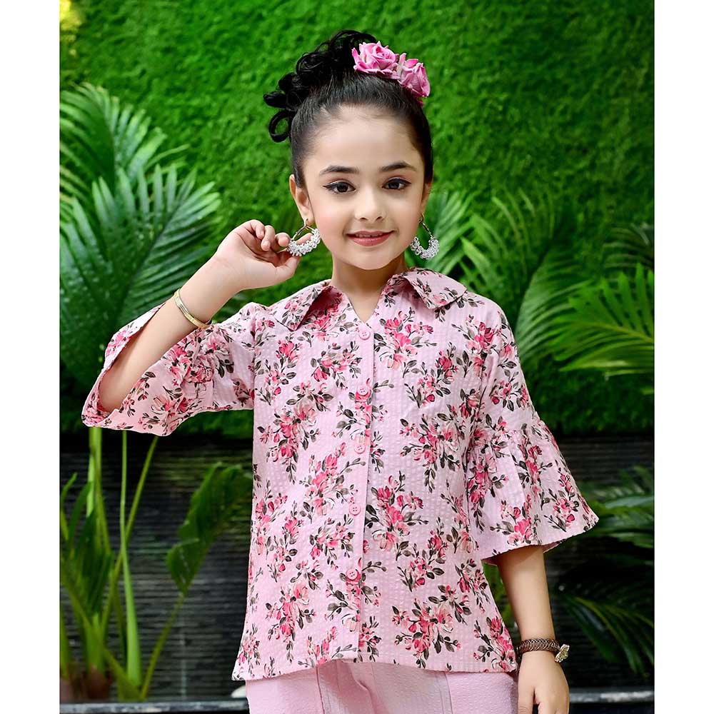 نيكسجين غيرلز - بلوزة مطبوعة وأكمام واسعة وياقة بطية للبنات - زهري