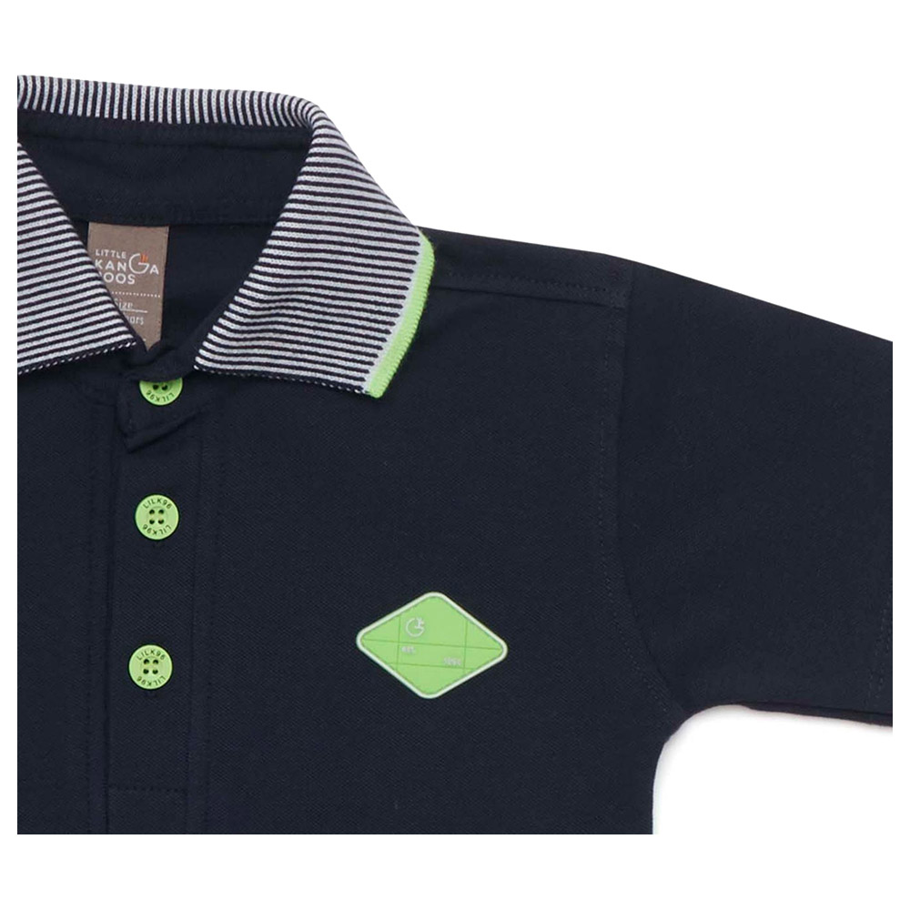 تيشيرت بولو بأكمام قصيرة للأولاد من لتل كانجاروز - كحلي