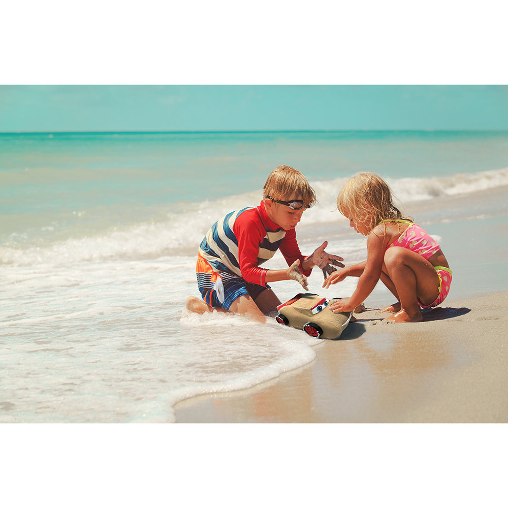 ساندستيك - سيارة سانتاستيك - أسود